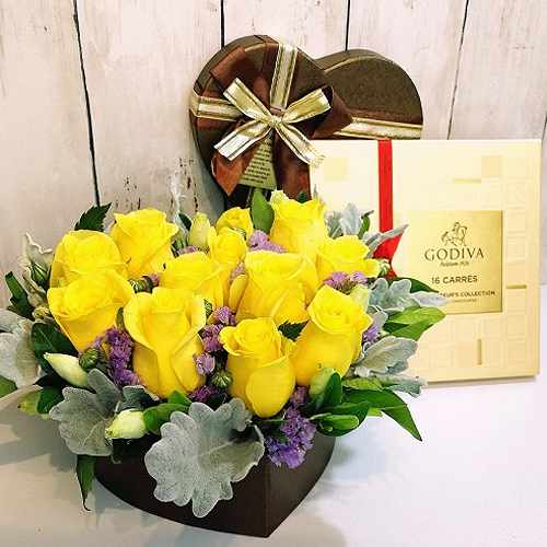 12 Yellow Rose And Chocolate Hamper