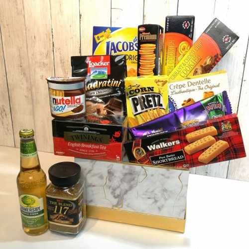 Delectable Snacks Hamper