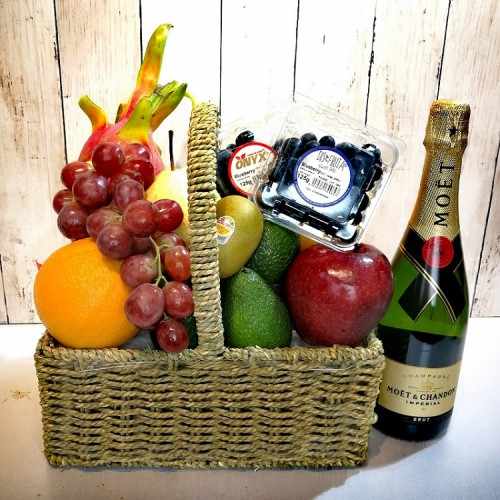 Seasonal Fruits Hamper With Moet