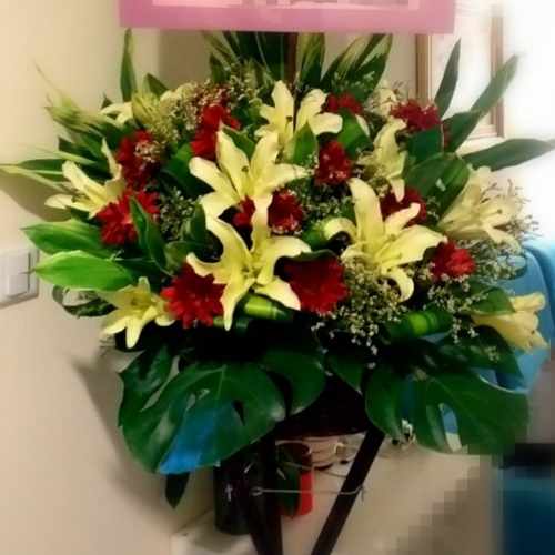 Flower Arrangement As A Sign Of Good Wealth