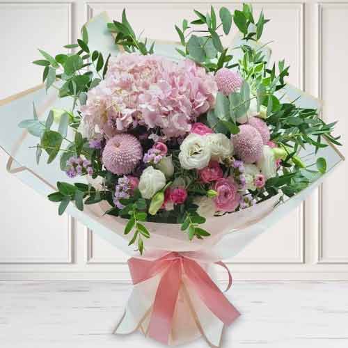 Pink Hydragea N Lisianthus Bouquet