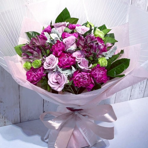 Purple Carnation N Pink Rose Bouquet
