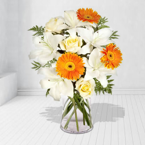 Rose Lily N Gerberas In Vase