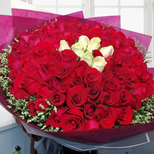 Red N Champagne 100 Roses Bouquet